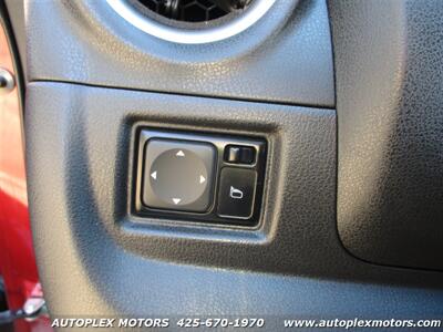 2015 Nissan Versa Note SV   - Photo 23 - Lynnwood, WA 98036