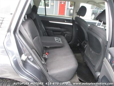 2012 Subaru Outback 2.5i Premium   - Photo 14 - Lynnwood, WA 98036