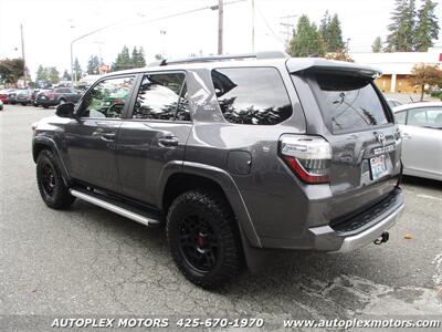 2022 Toyota 4Runner TRD Off-Road Premium   - Photo 5 - Lynnwood, WA 98036