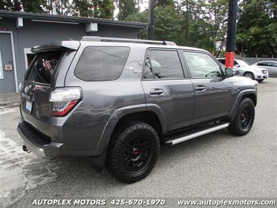 2022 Toyota 4Runner TRD Off-Road Premium   - Photo 3 - Lynnwood, WA 98036