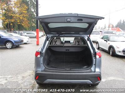 2023 Toyota Corolla Cross L  - AWD - Photo 13 - Lynnwood, WA 98036