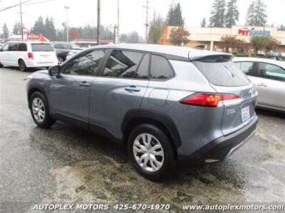 2023 Toyota Corolla Cross L  - AWD - Photo 7 - Lynnwood, WA 98036