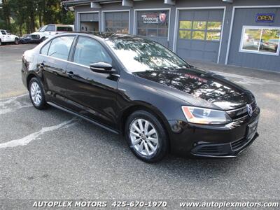 2013 Volkswagen Jetta Hybrid SE   - Photo 1 - Lynnwood, WA 98036