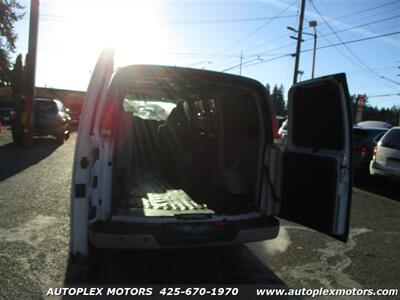 1998 GMC Savana G1500   - Photo 11 - Lynnwood, WA 98036