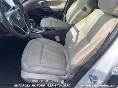 2016 Buick Regal  - LEATHER - Photo 9 - Lynnwood, WA 98036