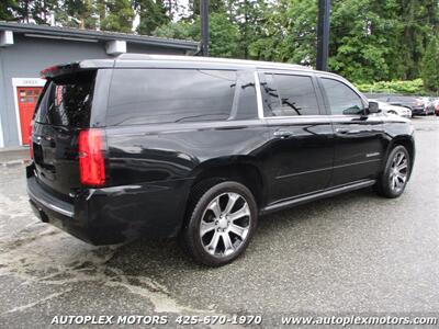 2018 Chevrolet Suburban Premier   - Photo 3 - Lynnwood, WA 98036