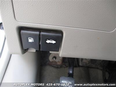 2012 Nissan Quest 3.5 LE   - Photo 31 - Lynnwood, WA 98036