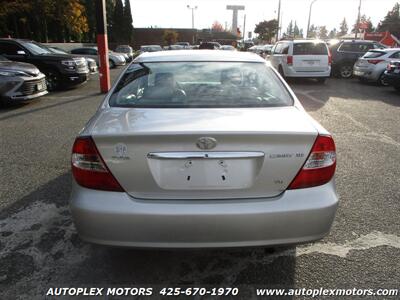 2004 Toyota Camry XLE V6  - MOONROOF - Photo 4 - Lynnwood, WA 98036