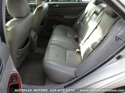 2004 Toyota Camry XLE V6  - MOONROOF - Photo 12 - Lynnwood, WA 98036