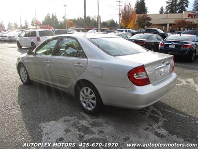 2004 Toyota Camry XLE V6  - MOONROOF - Photo 6 - Lynnwood, WA 98036