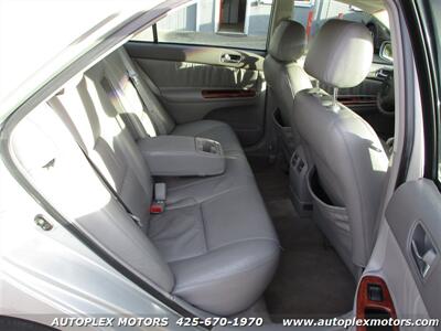 2004 Toyota Camry XLE V6  - MOONROOF - Photo 15 - Lynnwood, WA 98036