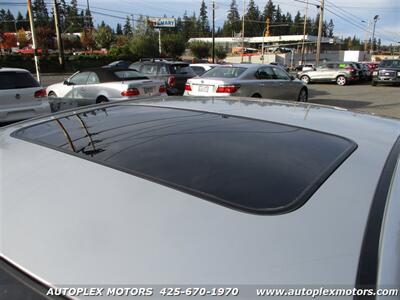 2004 Toyota Camry XLE V6  - MOONROOF - Photo 10 - Lynnwood, WA 98036