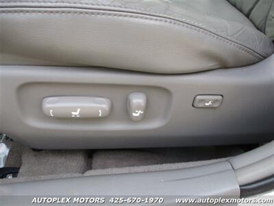 2004 Toyota Camry XLE V6  - MOONROOF - Photo 35 - Lynnwood, WA 98036