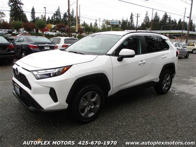 2024 Toyota RAV4 Hybrid XLE  - AWD - Photo 7 - Lynnwood, WA 98036