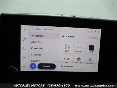 2024 Toyota RAV4 Hybrid XLE  - AWD - Photo 20 - Lynnwood, WA 98036