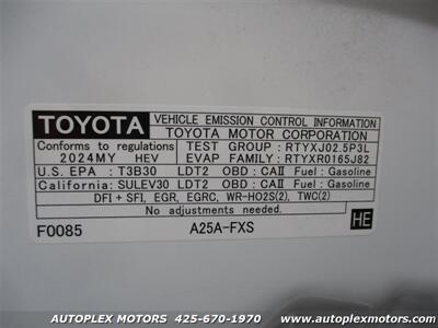 2024 Toyota RAV4 Hybrid XLE  - AWD - Photo 38 - Lynnwood, WA 98036