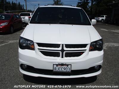 2017 Dodge Grand Caravan GT   - Photo 2 - Lynnwood, WA 98036