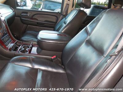 2007 Cadillac Escalade   - Photo 17 - Lynnwood, WA 98036