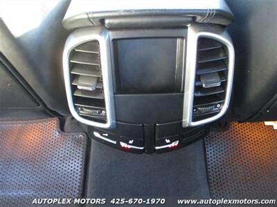 2011 Porsche Cayenne Turbo   - Photo 18 - Lynnwood, WA 98036