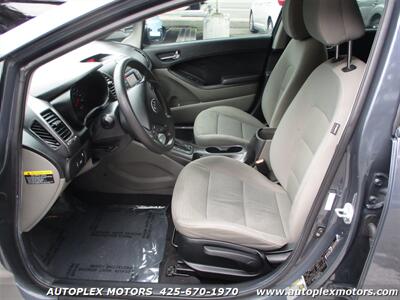 2014 Kia Forte LX   - Photo 9 - Lynnwood, WA 98036