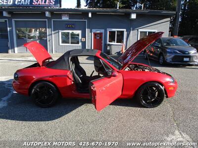 2004 Mazda MX-5 Miata LS   - Photo 24 - Lynnwood, WA 98036