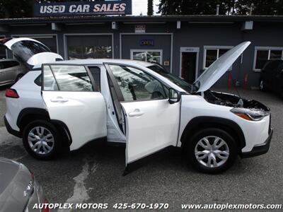 2024 Toyota Corolla Cross L  - AWD - 1 OWNER - Photo 39 - Lynnwood, WA 98036