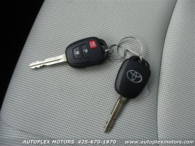 2024 Toyota Corolla Cross L  - AWD - 1 OWNER - Photo 33 - Lynnwood, WA 98036