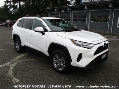 2022 Toyota RAV4 Hybrid XLE  - AWD