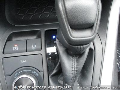 2022 Toyota RAV4 Hybrid XLE  - AWD - Photo 33 - Lynnwood, WA 98036