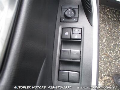 2022 Toyota RAV4 Hybrid XLE  - AWD - Photo 39 - Lynnwood, WA 98036