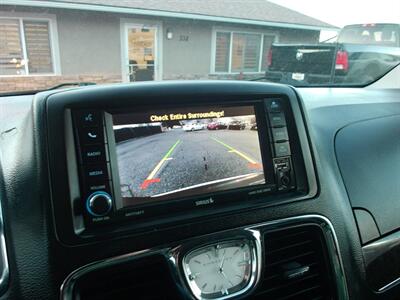 2014 Chrysler Town & Country Touring - Photo 17 - Layton, UT 84041