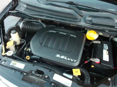 2014 Chrysler Town & Country Touring - Photo 11 - Layton, UT 84041