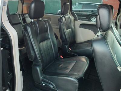 2014 Chrysler Town & Country Touring - Photo 22 - Layton, UT 84041