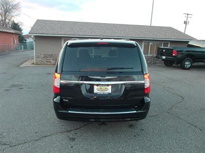 2014 Chrysler Town & Country Touring - Photo 4 - Layton, UT 84041