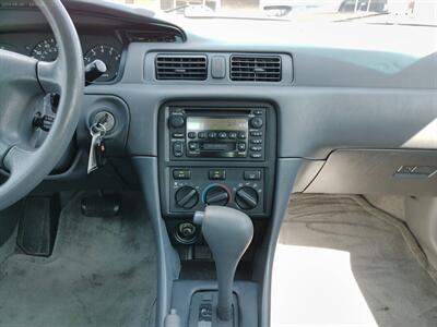 2001 Toyota Camry LE V6   - Photo 19 - Layton, UT 84041