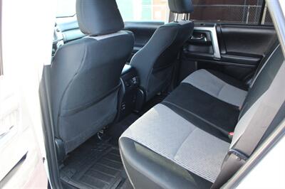 2015 Toyota 4Runner SR5   - Photo 15 - Layton, UT 84041