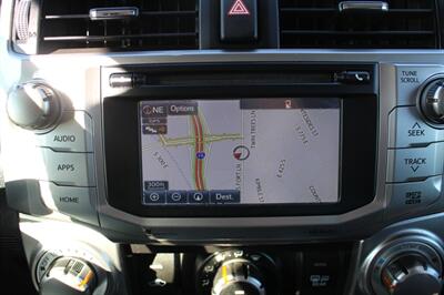 2015 Toyota 4Runner SR5   - Photo 26 - Layton, UT 84041