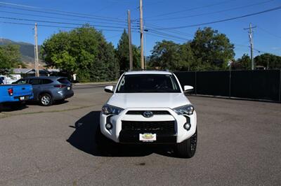 2015 Toyota 4Runner SR5   - Photo 9 - Layton, UT 84041