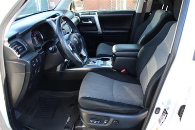 2015 Toyota 4Runner SR5   - Photo 14 - Layton, UT 84041