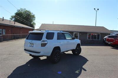 2015 Toyota 4Runner SR5   - Photo 5 - Layton, UT 84041