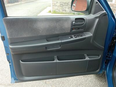 2003 Dodge Dakota Sport   - Photo 18 - Layton, UT 84041