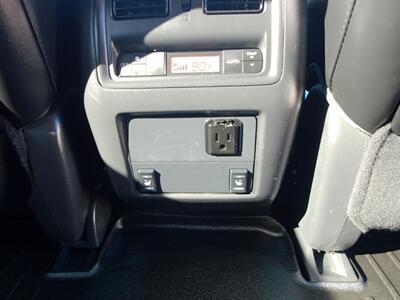 2017 Nissan Pathfinder SL   - Photo 22 - Layton, UT 84041