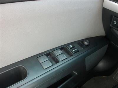 2011 Nissan Sentra 2.0 S   - Photo 15 - Layton, UT 84041