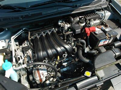 2011 Nissan Sentra 2.0 S   - Photo 10 - Layton, UT 84041
