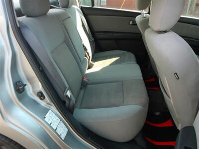 2011 Nissan Sentra 2.0 S   - Photo 20 - Layton, UT 84041
