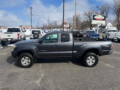 2011 Toyota Tacoma TRD Off-Road   - Photo 2 - Layton, UT 84041