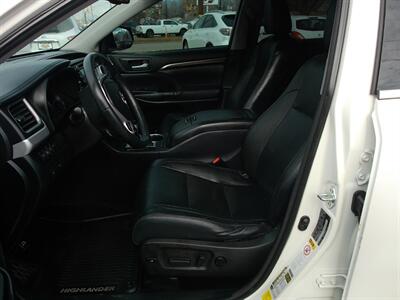 2014 Toyota Highlander Limited - Photo 12 - Layton, UT 84041