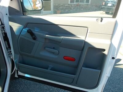 2007 Dodge Ram 1500 ST   - Photo 19 - Layton, UT 84041