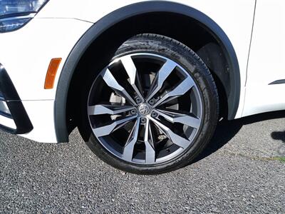 2021 Volkswagen Tiguan SEL Premium R-Line 4Motio   - Photo 9 - Layton, UT 84041