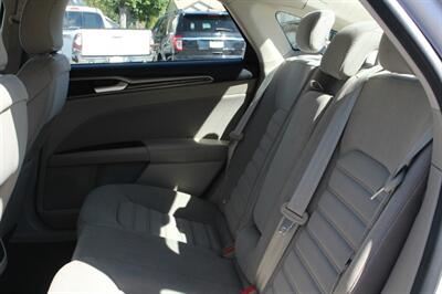 2017 Ford Fusion SE   - Photo 14 - Layton, UT 84041